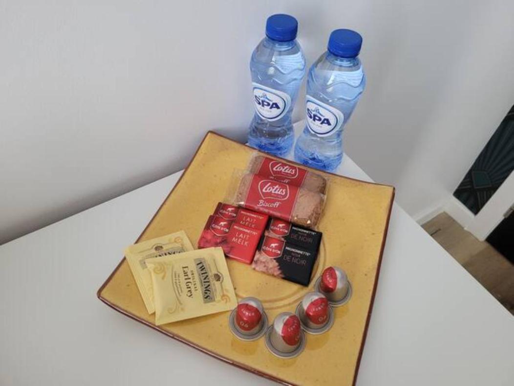 Brand New Camelia Room With Private Bathroom Bruxelles Eksteriør billede