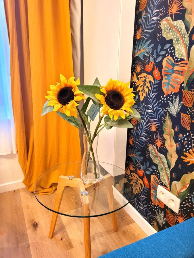 Brand New Camelia Room With Private Bathroom Bruxelles Eksteriør billede