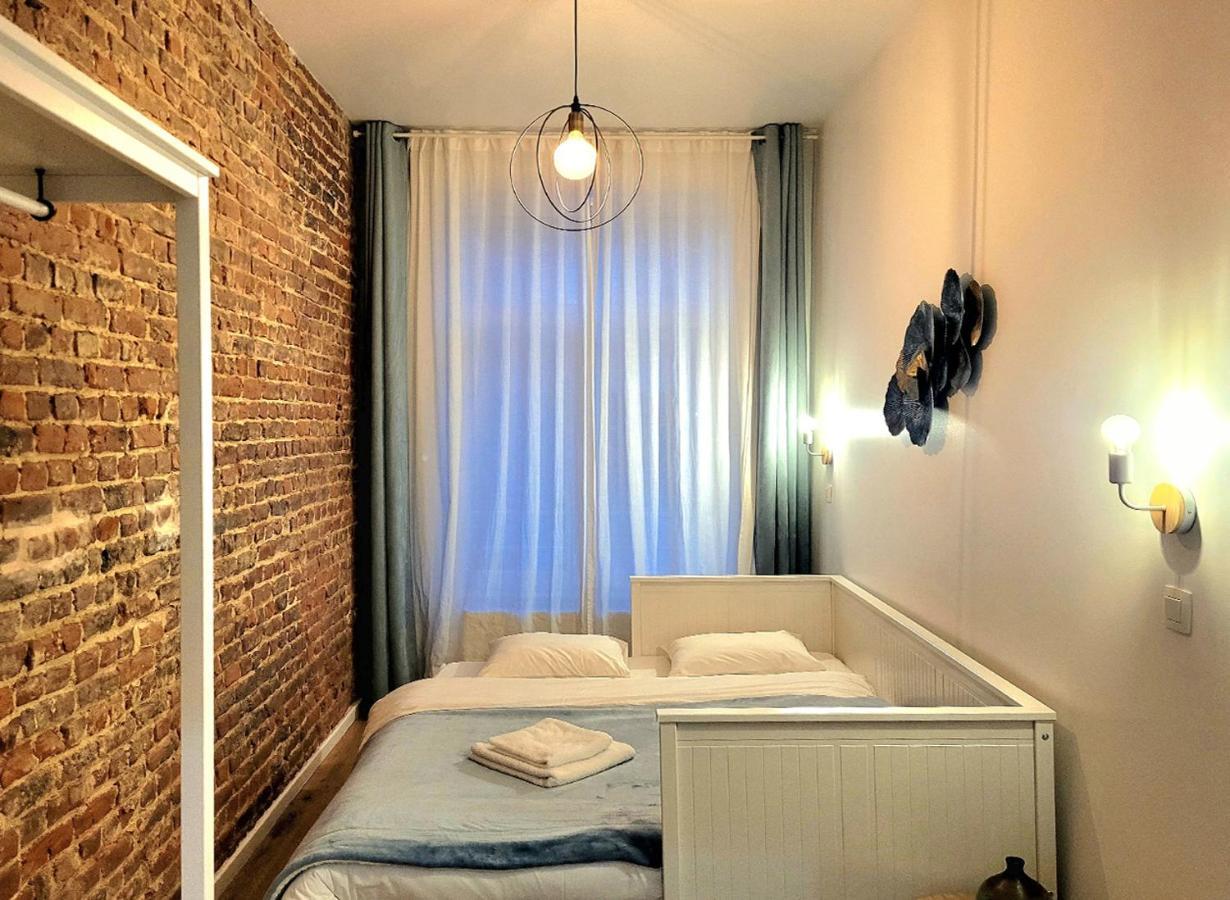 Brand New Camelia Room With Private Bathroom Bruxelles Eksteriør billede